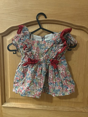 Baby girl stunning - girl, wears