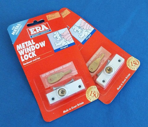 Pair era metal window - of,