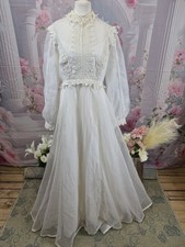Vintage 60s 70s Boho Wedding