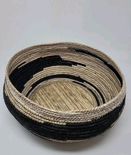 Black and Beige Zig Zag Sew