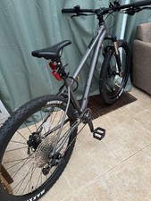 Carrera sulcata 3.2 size medium, Rider height 168-178 cm great condition