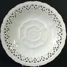Leedsware England Classical Plate,  Yorkshire Rose with Reticulated border 22cm