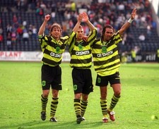 Celtic Away Shirt Bumblebee 90s CR Smith P2P 23 Inch