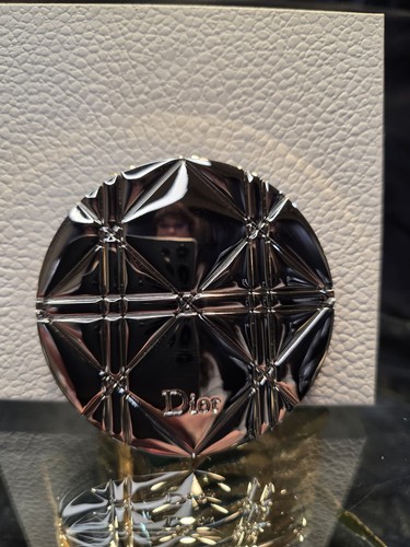 Dior beauty new box - in, silver