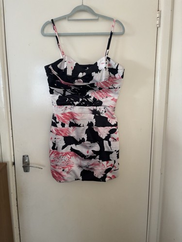 Lipsy flower shadow bodycon - lipsy,