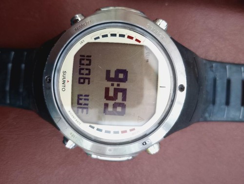 Suunto dive computer - d6,