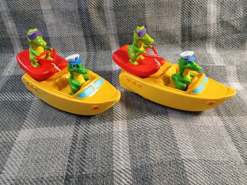 Tomy ski boats - x2,