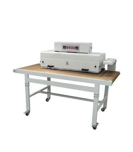 Heat shrink machine with