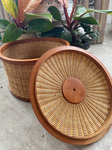 Nantucket hat box - nantucket,