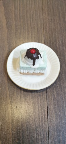 Department piece cake on - department,