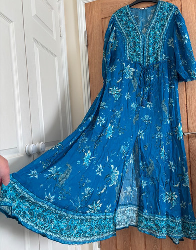 Monsoon blue floral - blue,