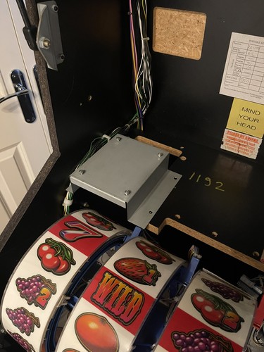Note acceptor mounting plate - note,