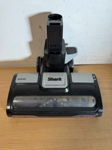 Shark upright vacuum cleaner - shark,