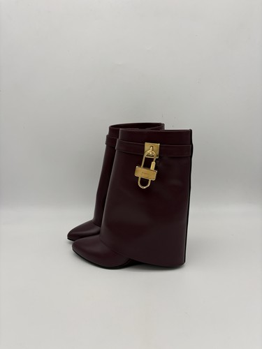 Calfskin shark lock ankle - calfskin,