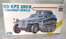 MODEL KIT ESCI 1/72 SCALE SD