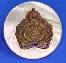 Mother of Pearl Sweetheart Brooch, Royal Navy   **[28702]
