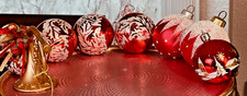 7 VINTAGE RED ROUND CHRISTMAS