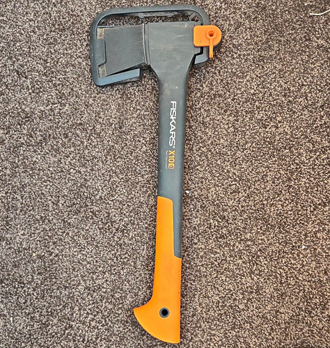 Fiskars x10 hatchet axe - x10,