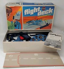 AIRFIX FLIGHT DECK (1973) BOXED COMPLETE ROYAL NAVY PHANTOM CARRIER GAME