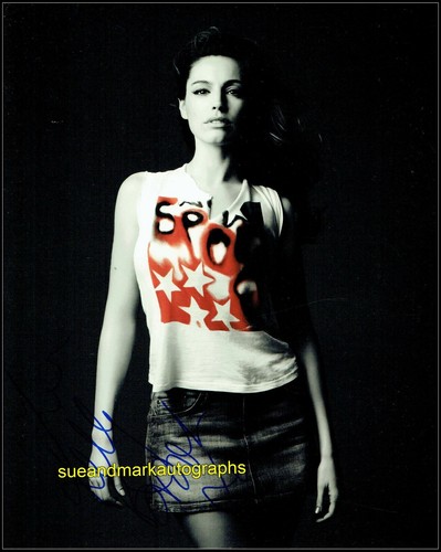 Kelly brook sexy candid signed - brook,