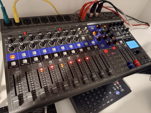 Zoom livetrak 12 - livetrak, l-12