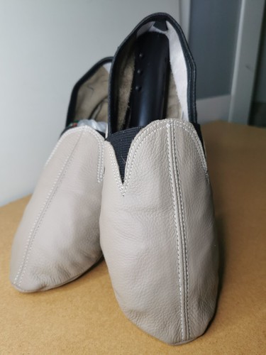 Waterproof leather muslim - leather,
