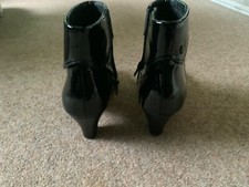 Clarks ankle boots black patent 51/2 wide fitting