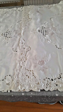 Small Tablecloths X4 Lace Polyester floral Rose pattern Cream 84cm all round VGC