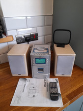 JVC Micro Component System UX-T550 CD Tape AM/FM Radio + Instructions + Remote 