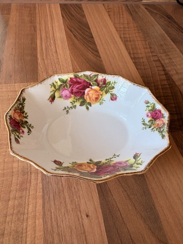 Vintage royal albert old - albert, "old