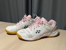 Yonex Power Cushion Badminton
