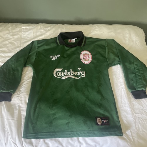 Liverpool football goalkeeper - liverpool,