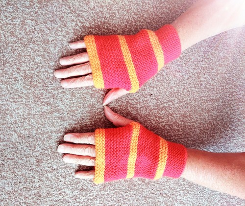 Fingerless gloves wrist - gloves,