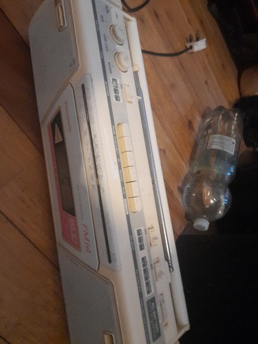 Panasonic radio cassette - cassette, rx
