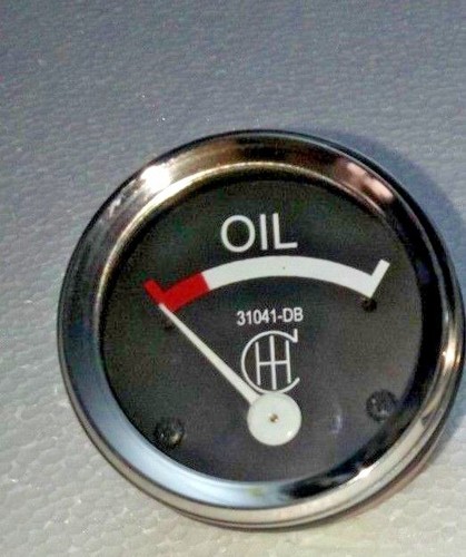 Oil pressure gauge - gauge, farmall