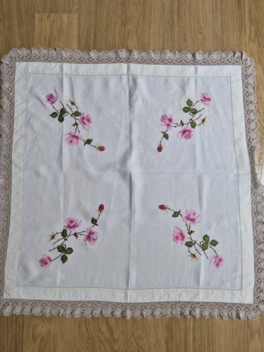 Vintage embroidered linen - vintage,