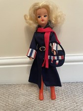 Vintage Sindy Doll 2 GEN 1077 - 033055X In Rainy Days Outfit