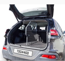 Travall Dog Guard and divider for Jeep Cherokee 2015