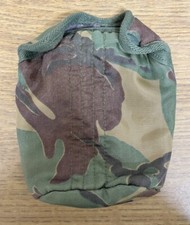 CAMOUFLAGE DRINK/WATER ETC PADDED CONTAINER COVER WITH BELT ATTACHMENT