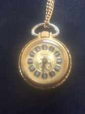 Vintage Veranda Wind Up Ladies