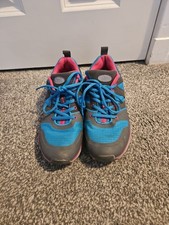 Ladies Trespass Trainers Size