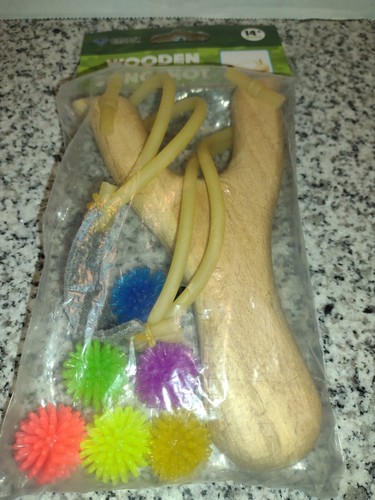 Wooden slingshot diamond - slingshot, by