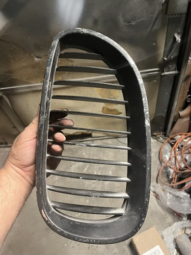 Fits bmw e60 e61 front - bmw,