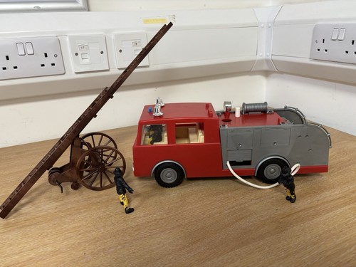 Fire engine tender - engine, casdon