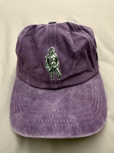 New purple statue - new!, of