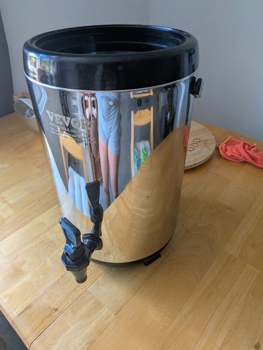 Cold hot drinks dispenser - or,