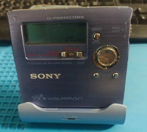 Sony r909 blue - blue, mdlp