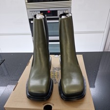 dr martens maybole chelsea