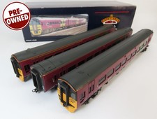 OO Gauge Bachmann (31-513A) Class 158 3 Car DMU Northern Trans Pennine Express -