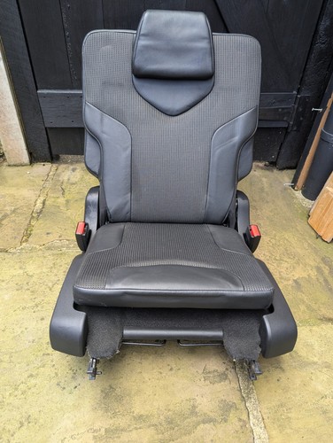Peugeot 308 rear - sw, seat